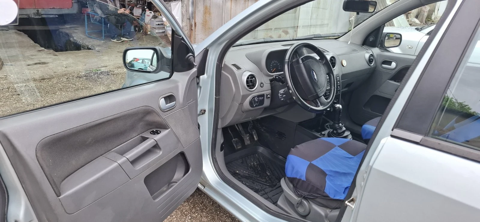 Ford Fusion 1.4 Газ/Бензин, снимка 6 - Автомобили и джипове - 54831884