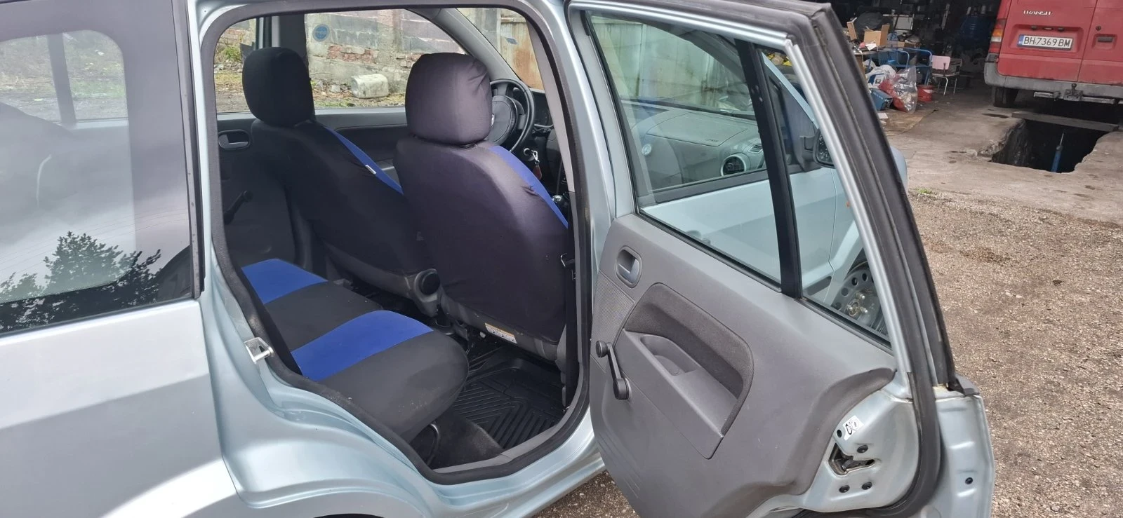 Ford Fusion 1.4 Газ/Бензин, снимка 9 - Автомобили и джипове - 54831884