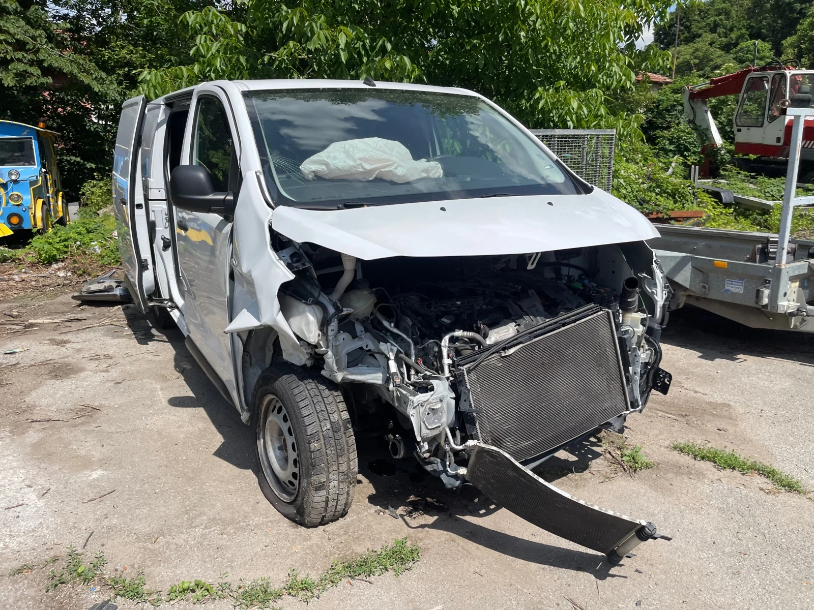 Peugeot Expert Цяла за части !! , снимка 9 - Автомобили и джипове - 54863256