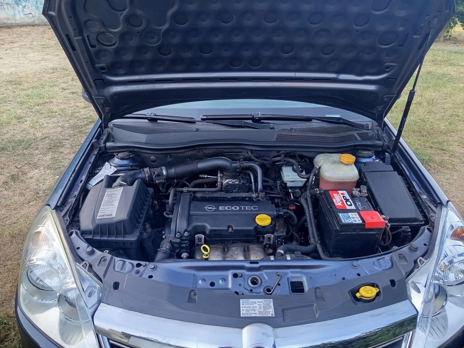 Opel Astra 1.4i, снимка 13 - Автомобили и джипове - 55867962