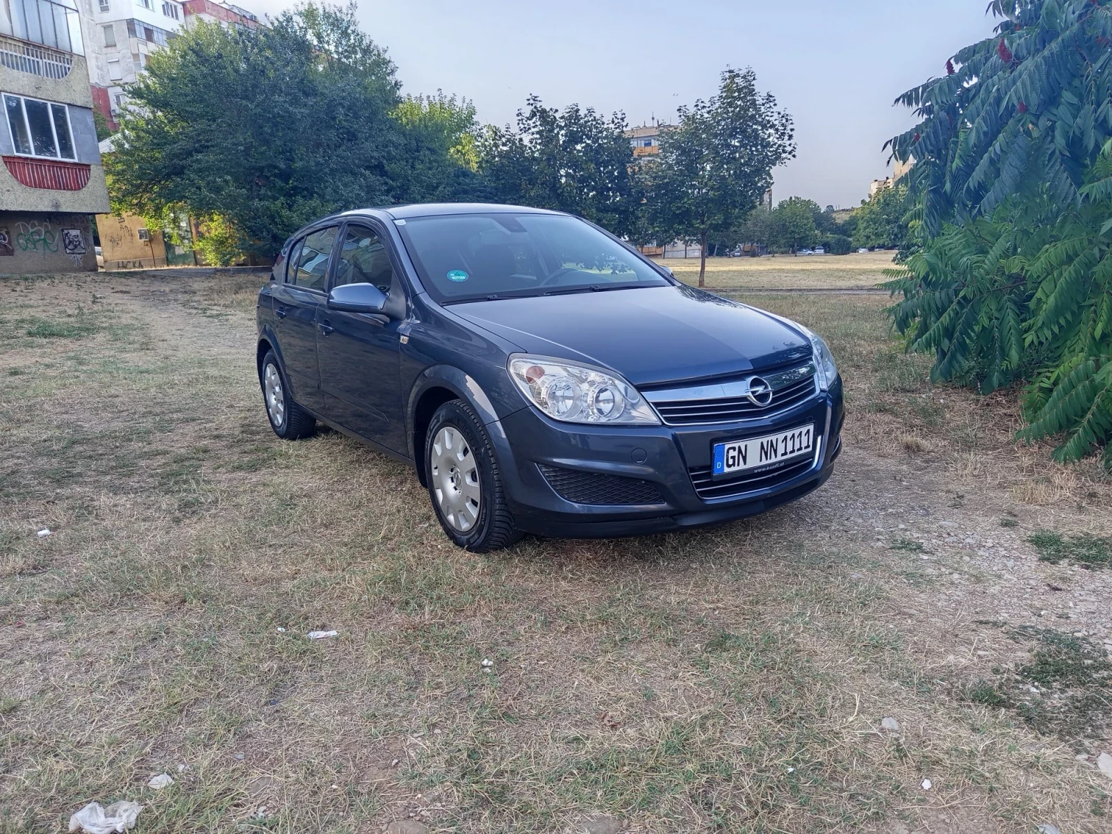 Opel Astra 1.4i, снимка 2 - Автомобили и джипове - 55867962