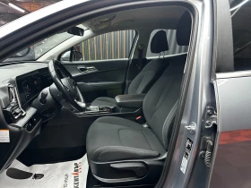 Kia Sportage 1.6D 136кс/Автомат/Mild-Hybrid/Сервизна история, снимка 7