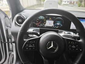 Mercedes-Benz GLB 180, снимка 3