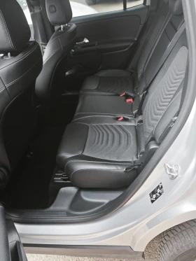 Mercedes-Benz GLB 180, снимка 7