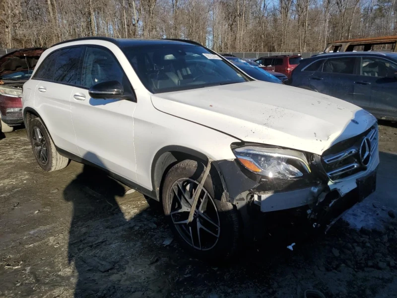 Mercedes-Benz GLC 300, снимка 4 - Автомобили и джипове - 48787577