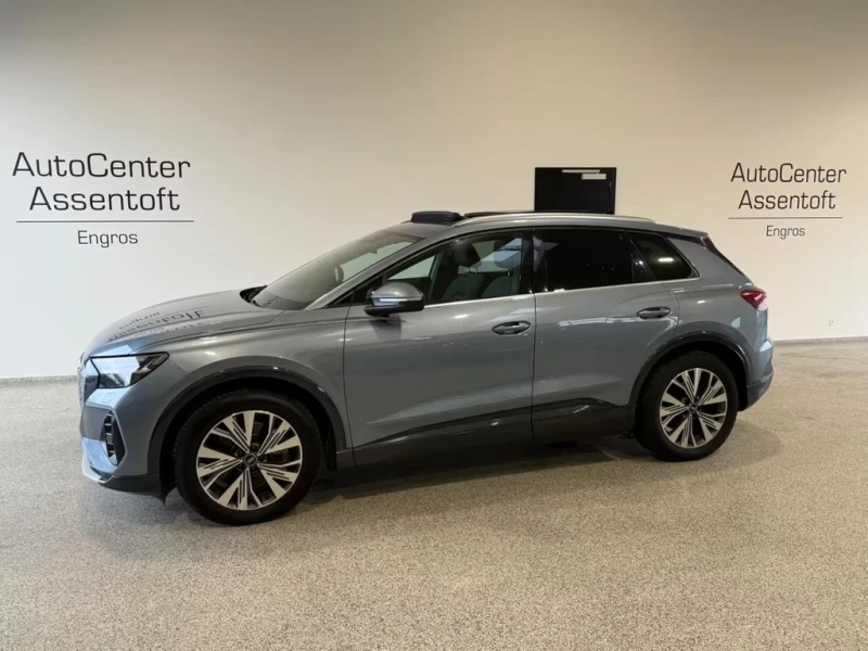 Audi Q4 e-tron 40 LED Pano ACC Leder Navi AHK, снимка 2 - Автомобили и джипове - 52677620