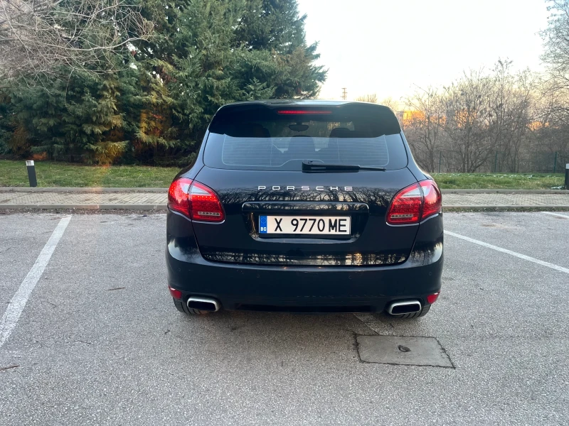 Porsche Cayenne 3.0d/245кс./Нов Внос/Отлична/Регистриран/, снимка 7 - Автомобили и джипове - 52895067
