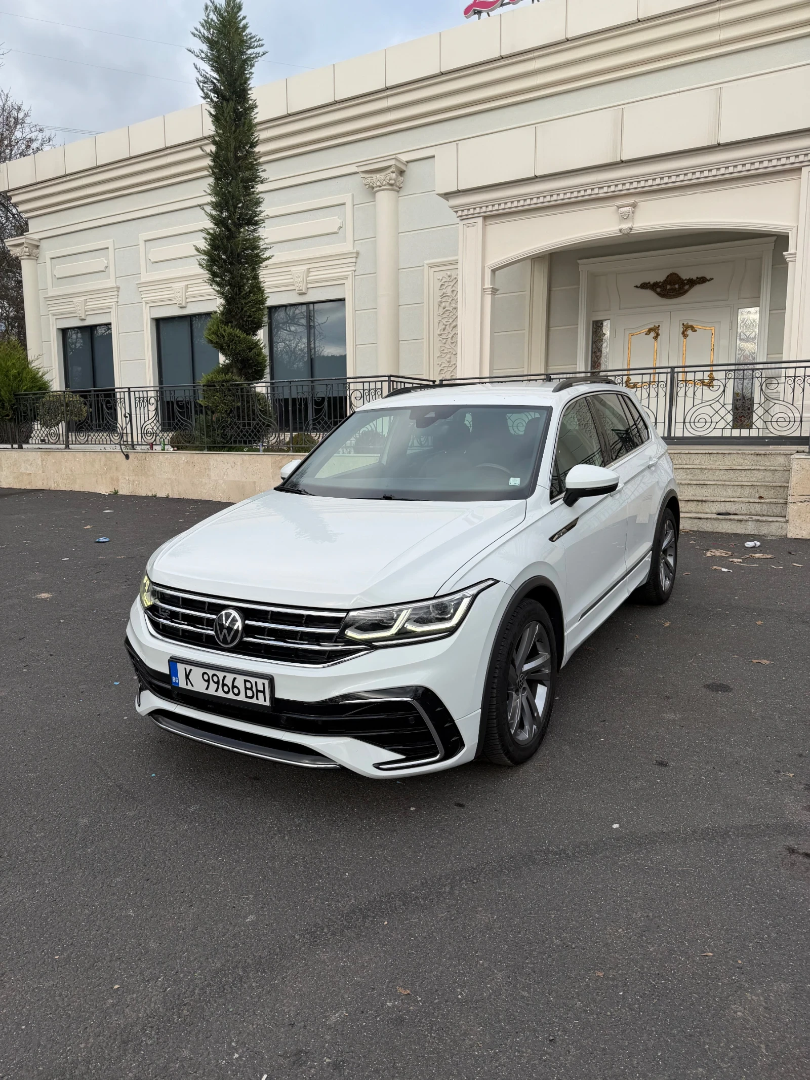 VW Tiguan R-Line - изображение 2