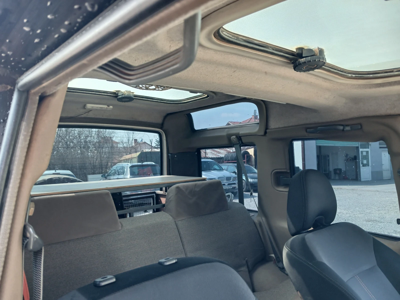 Land Rover Discovery 2.5TDI 113 ks.Лебедка , печка ТОП, снимка 9 - Автомобили и джипове - 53873445