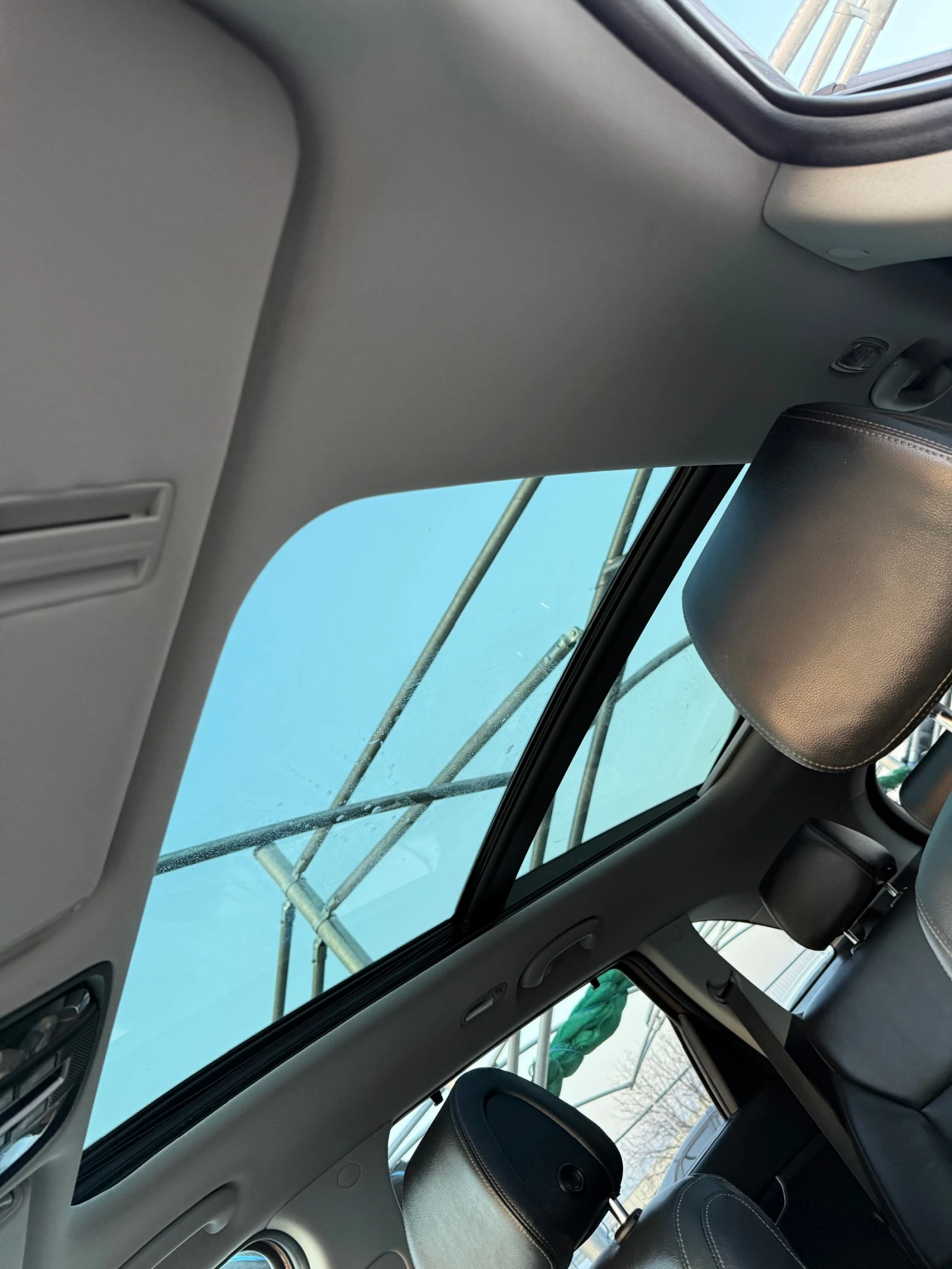 Kia Sorento 2.2 PLATINUM EDITION, снимка 16 - Автомобили и джипове - 53877507