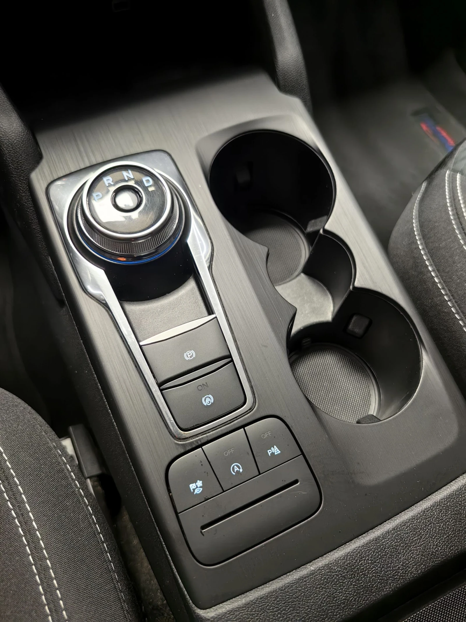 Ford Kuga 2.0d* 62000КМ* АВТОМАТ* 4х4* GERMANY* FULL, снимка 10 - Автомобили и джипове - 54068258