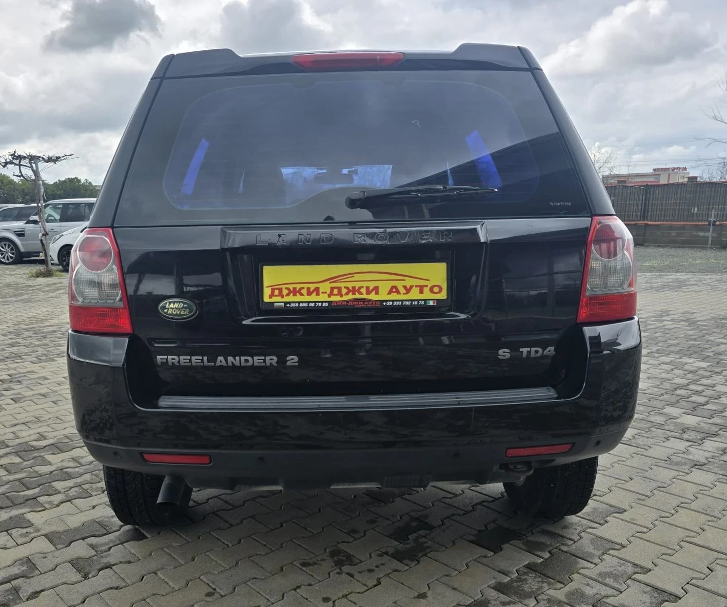 Land Rover Freelander 2.2D, снимка 5 - Автомобили и джипове - 54079747