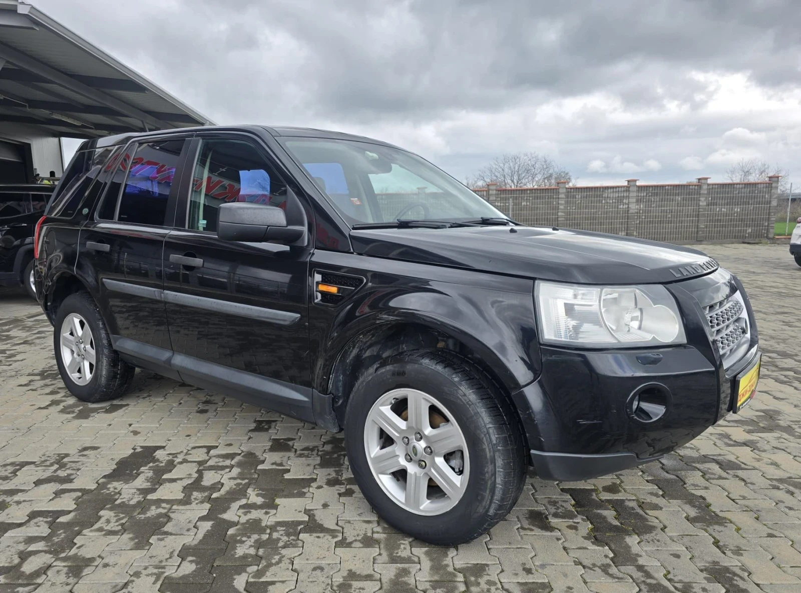 Land Rover Freelander 2.2D, снимка 3 - Автомобили и джипове - 54079747