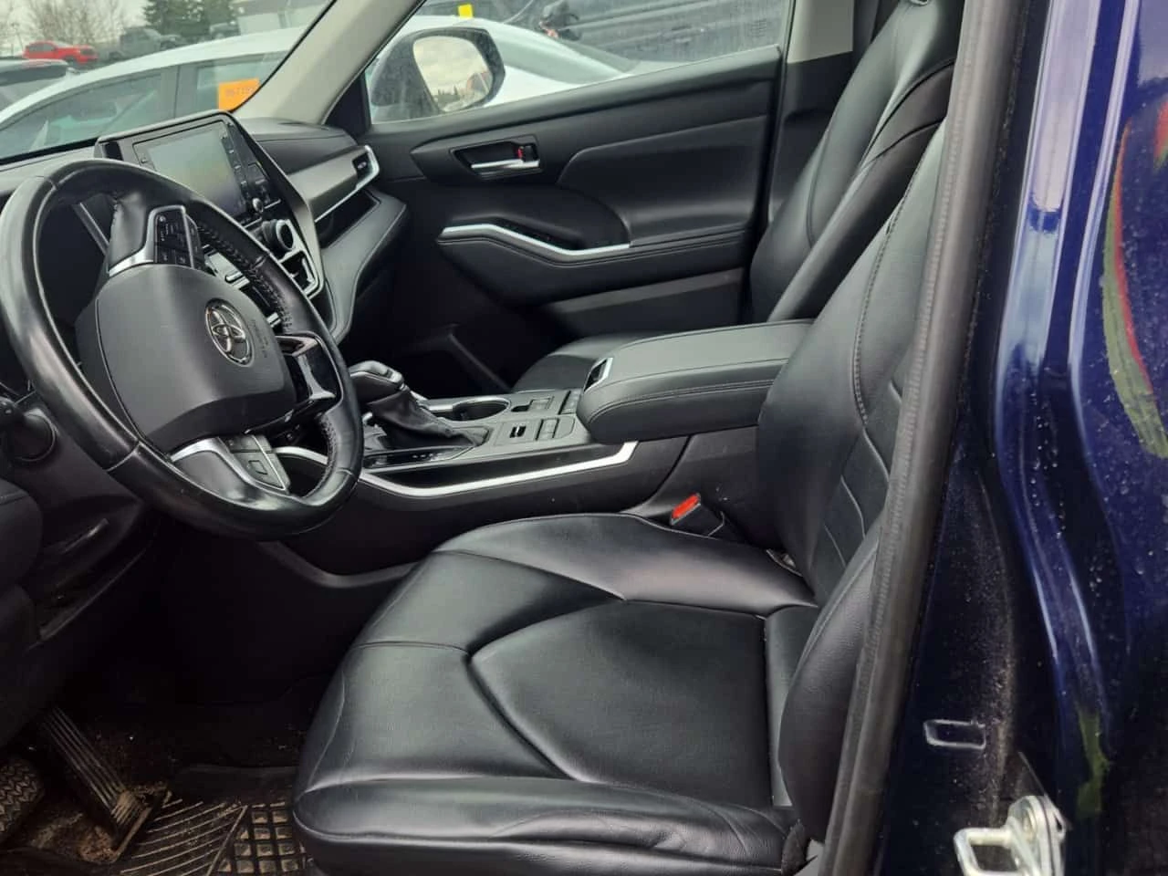 Toyota Highlander * XLE * CARFAX * 2 КЛЮЧА * ШИБИДАХ * , снимка 9 - Автомобили и джипове - 54123974