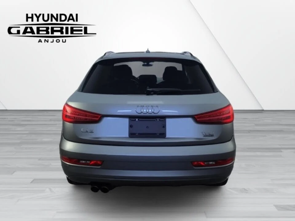 Audi Q3 2.0T* Quattro* Komfort* АвтоКредит* (ЦЕНА ДО БГ), снимка 5 - Автомобили и джипове - 54128715