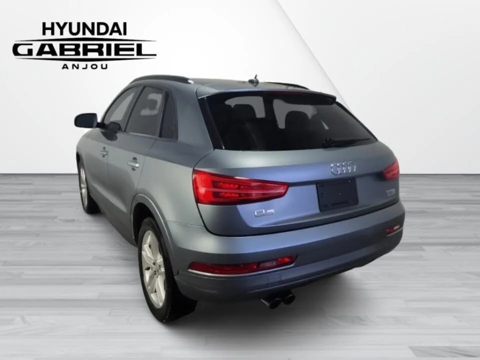 Audi Q3 2.0T* Quattro* Komfort* АвтоКредит* (ЦЕНА ДО БГ), снимка 4 - Автомобили и джипове - 54128715