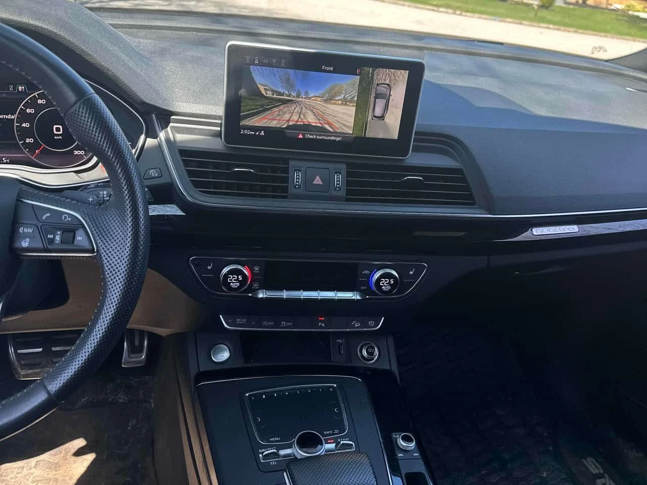 Audi Q5 Technik/CARFAX/ДИСТРОНИК/360 КАМ/ПАНОРАМА/ПОДГРЕВ/, снимка 9 - Автомобили и джипове - 54231540