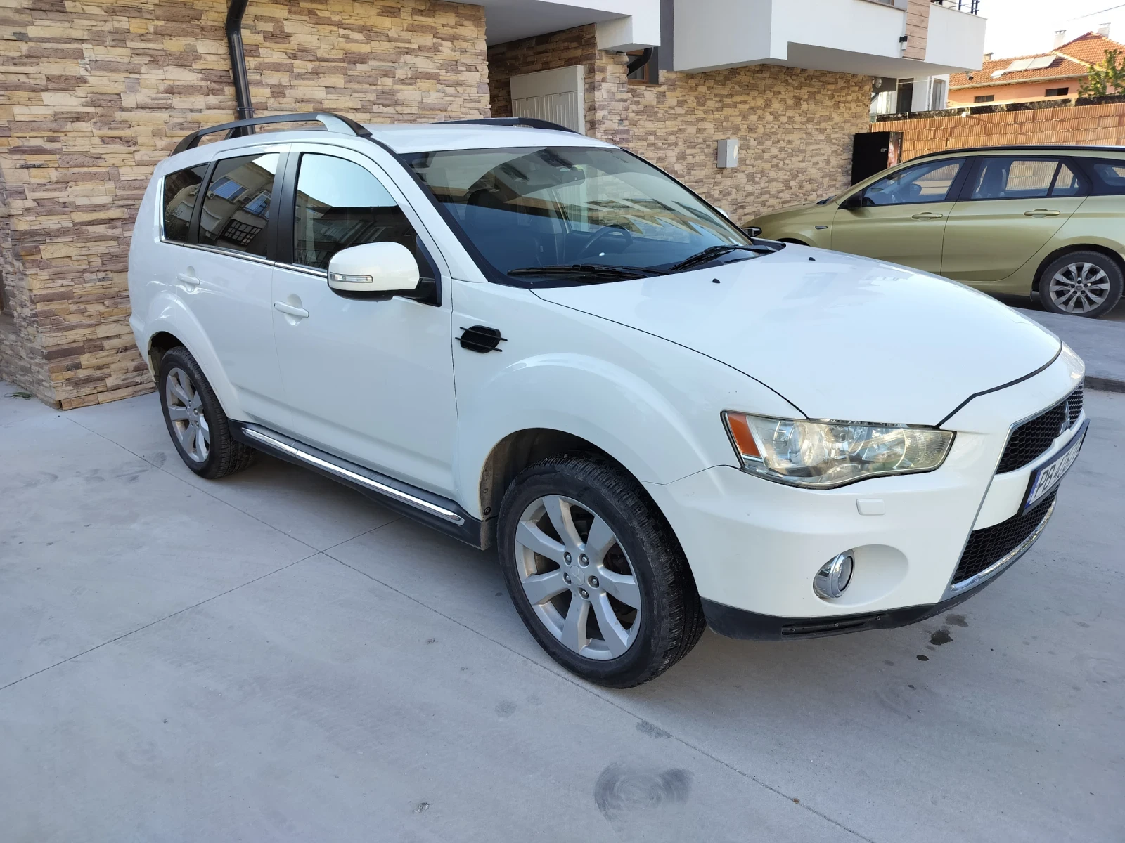 Mitsubishi Outlander 2, 2 Did ������� ������ ������� 7 ������ 4�4 | Mobile.bg � ����������� 3