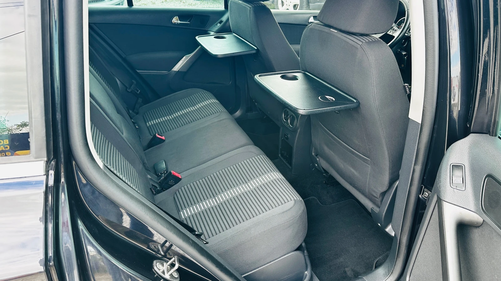 VW Tiguan 2.0tdi-4motion-Италия, снимка 10 - Автомобили и джипове - 54383301