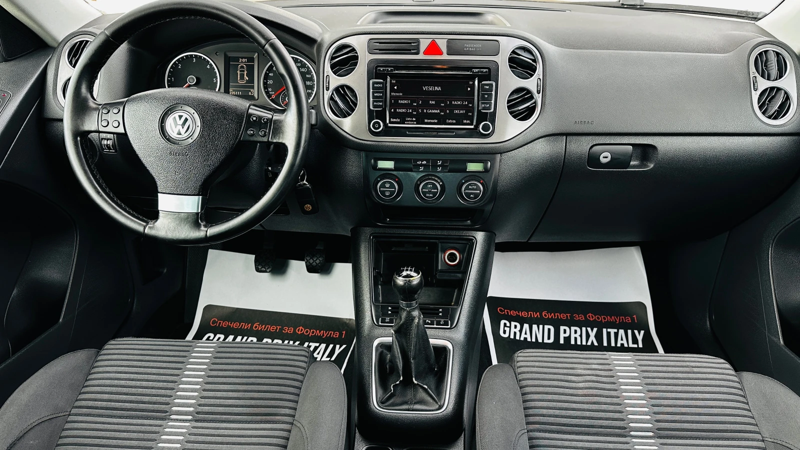 VW Tiguan 2.0tdi-4motion-Италия, снимка 11 - Автомобили и джипове - 54383301
