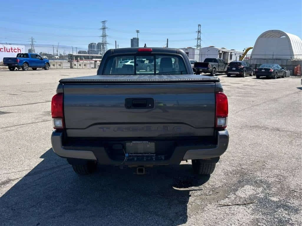 Toyota Tacoma  SR+ | АВТОКРЕДИТ | DISTRONIC | ПОДГРЕВИ | , снимка 4 - Автомобили и джипове - 54699557