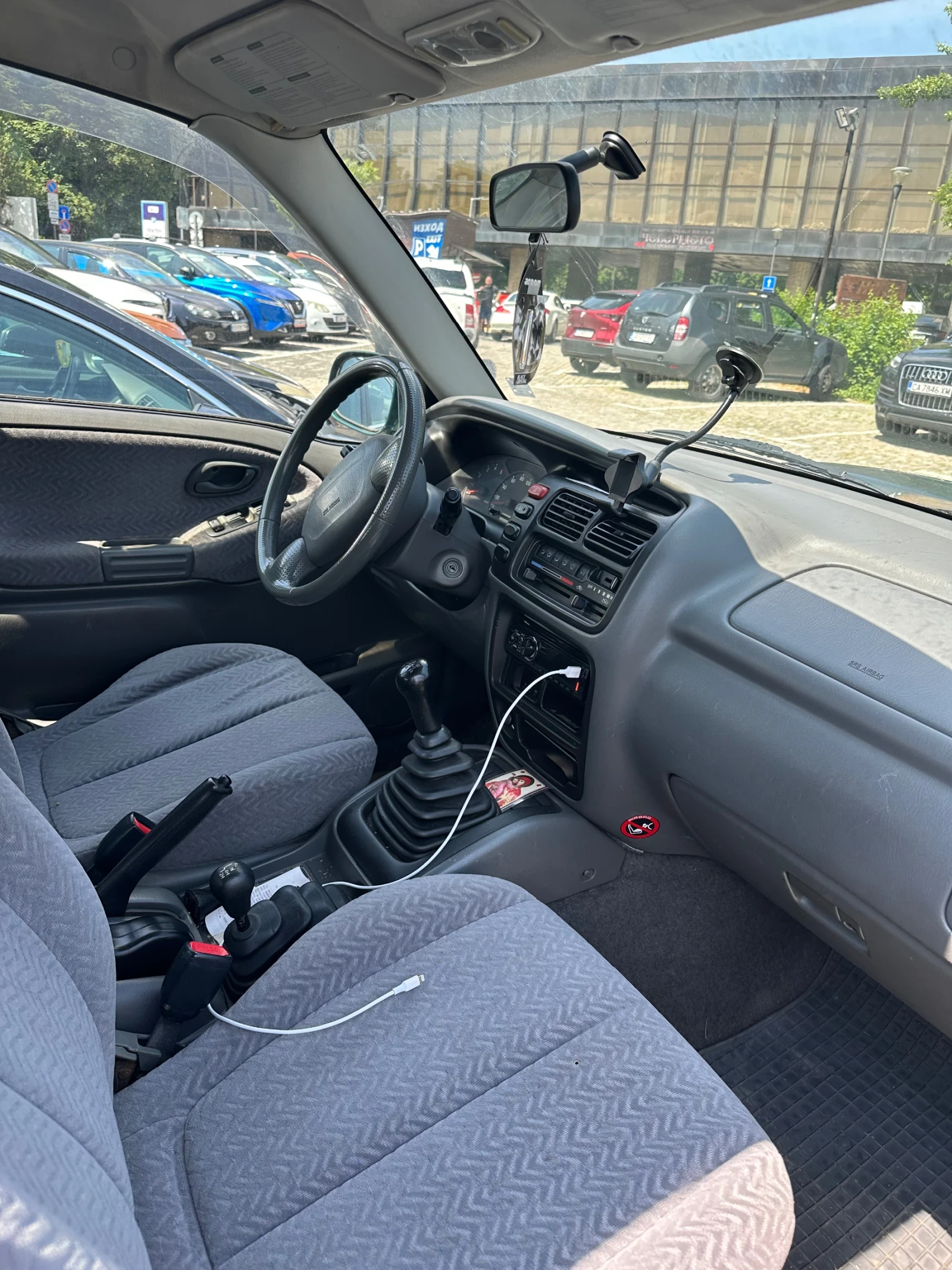 Suzuki Grand vitara, снимка 4 - Автомобили и джипове - 54772148