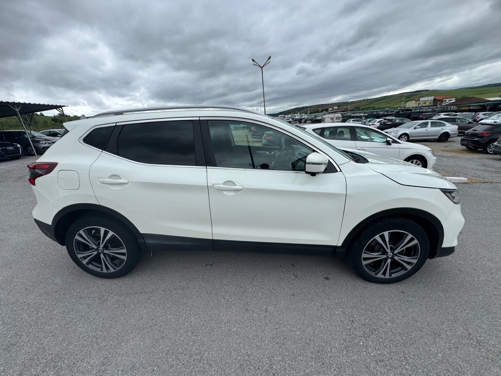 Nissan Qashqai Nissan Qashqai 1.6 dCi TEKNA 360 AVTOMAT | Mobile.bg � ����������� 4