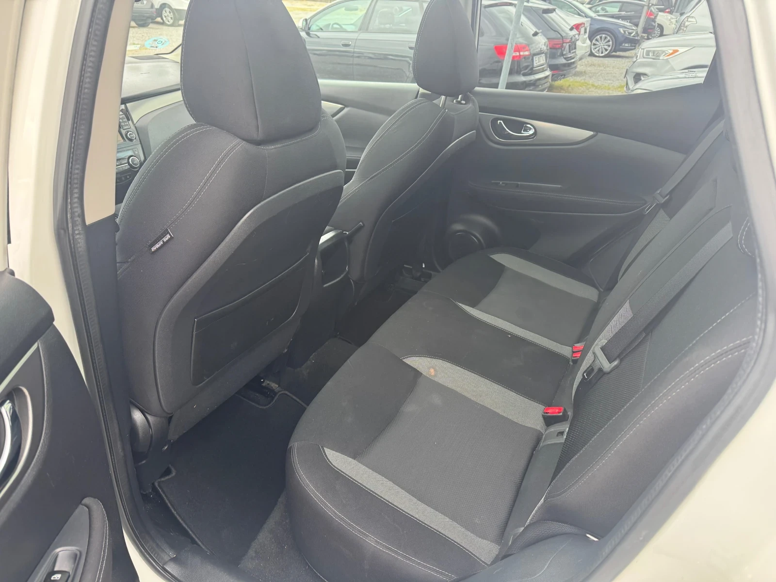 Nissan Qashqai Nissan Qashqai 1.6 dCi TEKNA 360 AVTOMAT | Mobile.bg � ����������� 14