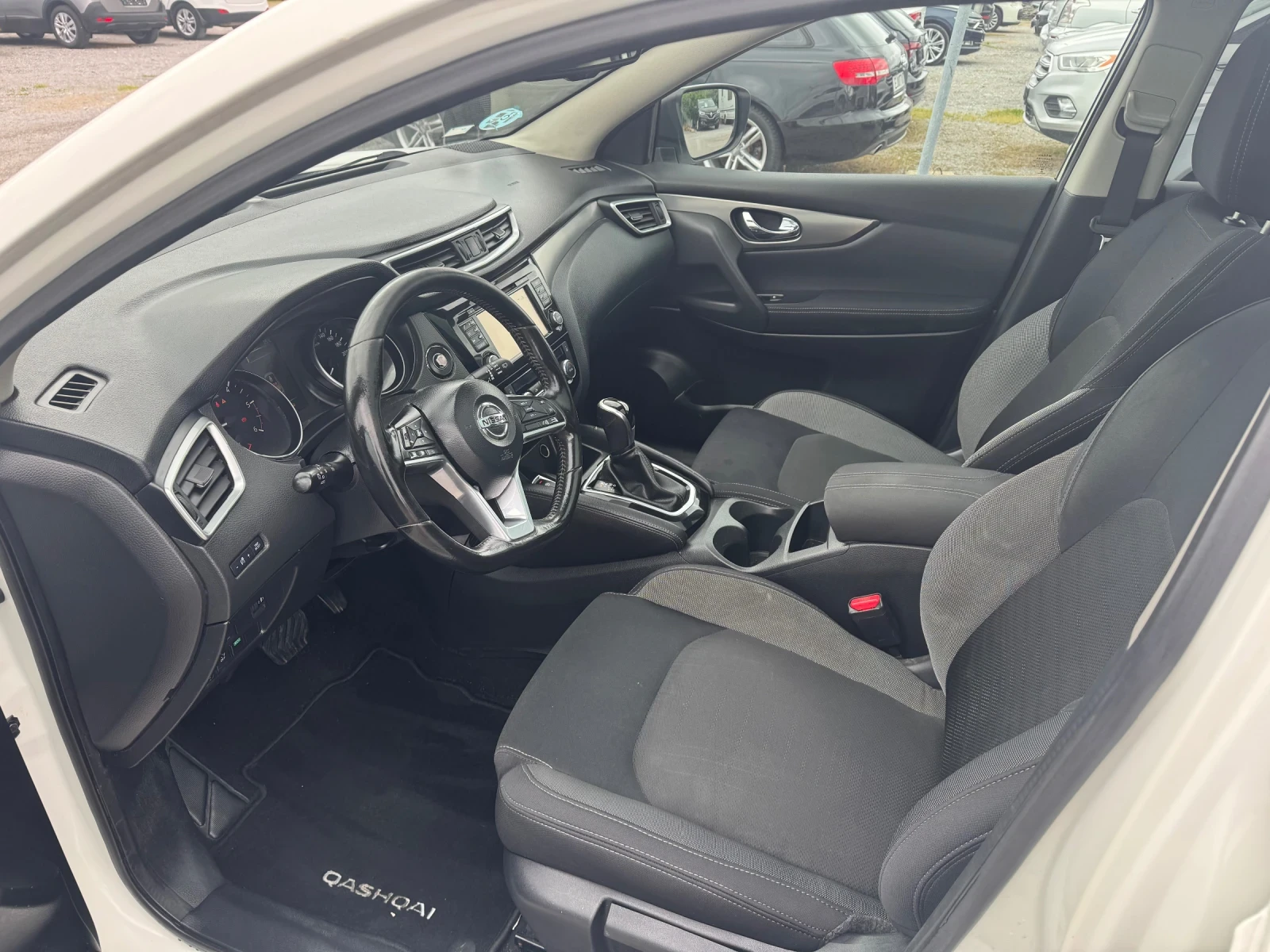 Nissan Qashqai Nissan Qashqai 1.6 dCi TEKNA 360 AVTOMAT | Mobile.bg � ����������� 9