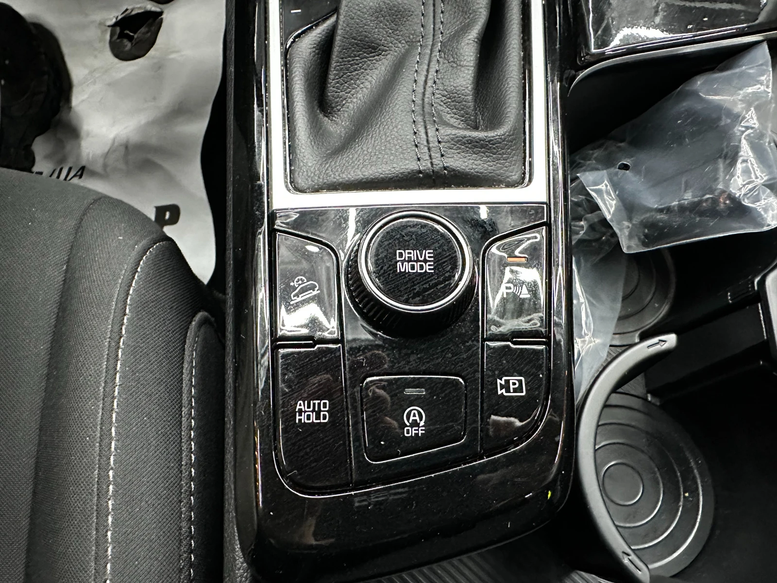 Kia Sportage 1.6D 136кс/Автомат/Mild-Hybrid/Сервизна история, снимка 11 - Автомобили и джипове - 56097498