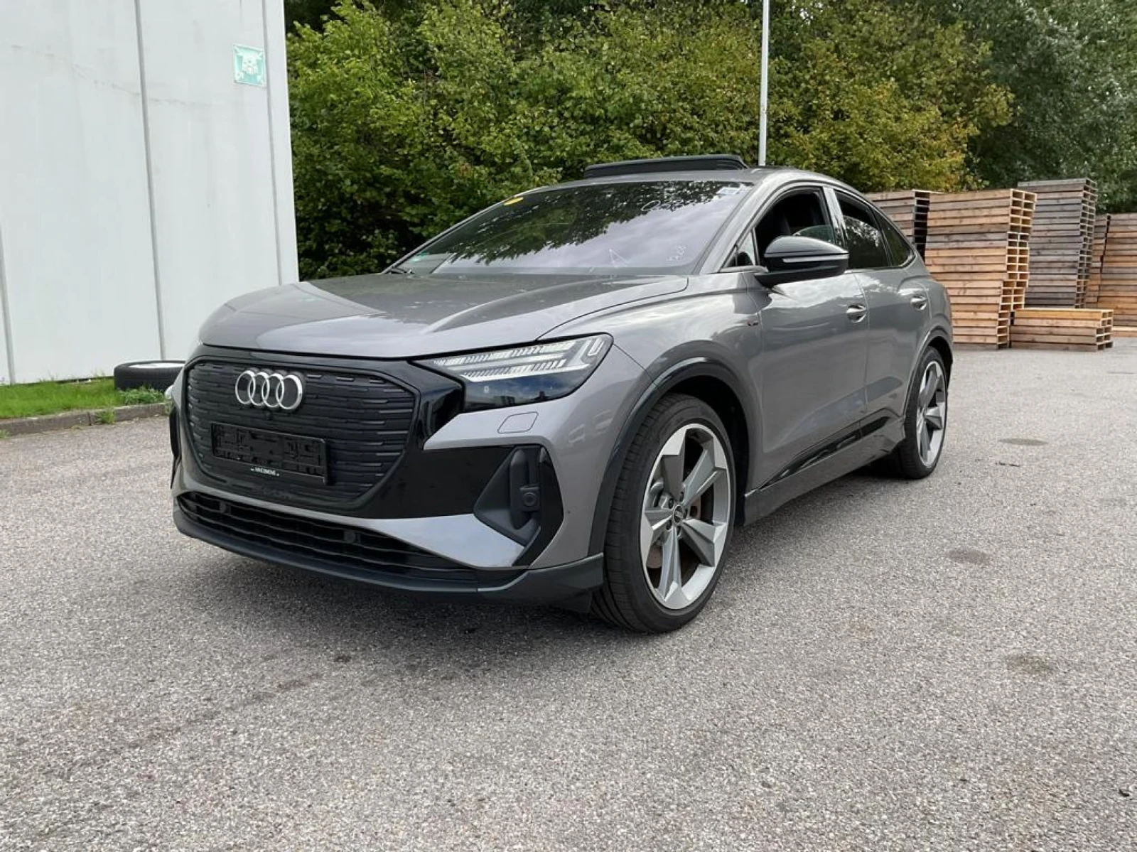 Audi Q4 E-tron Sportback 50 Quattro Panorama Navi LED | Mobile.bg � ����������� 2