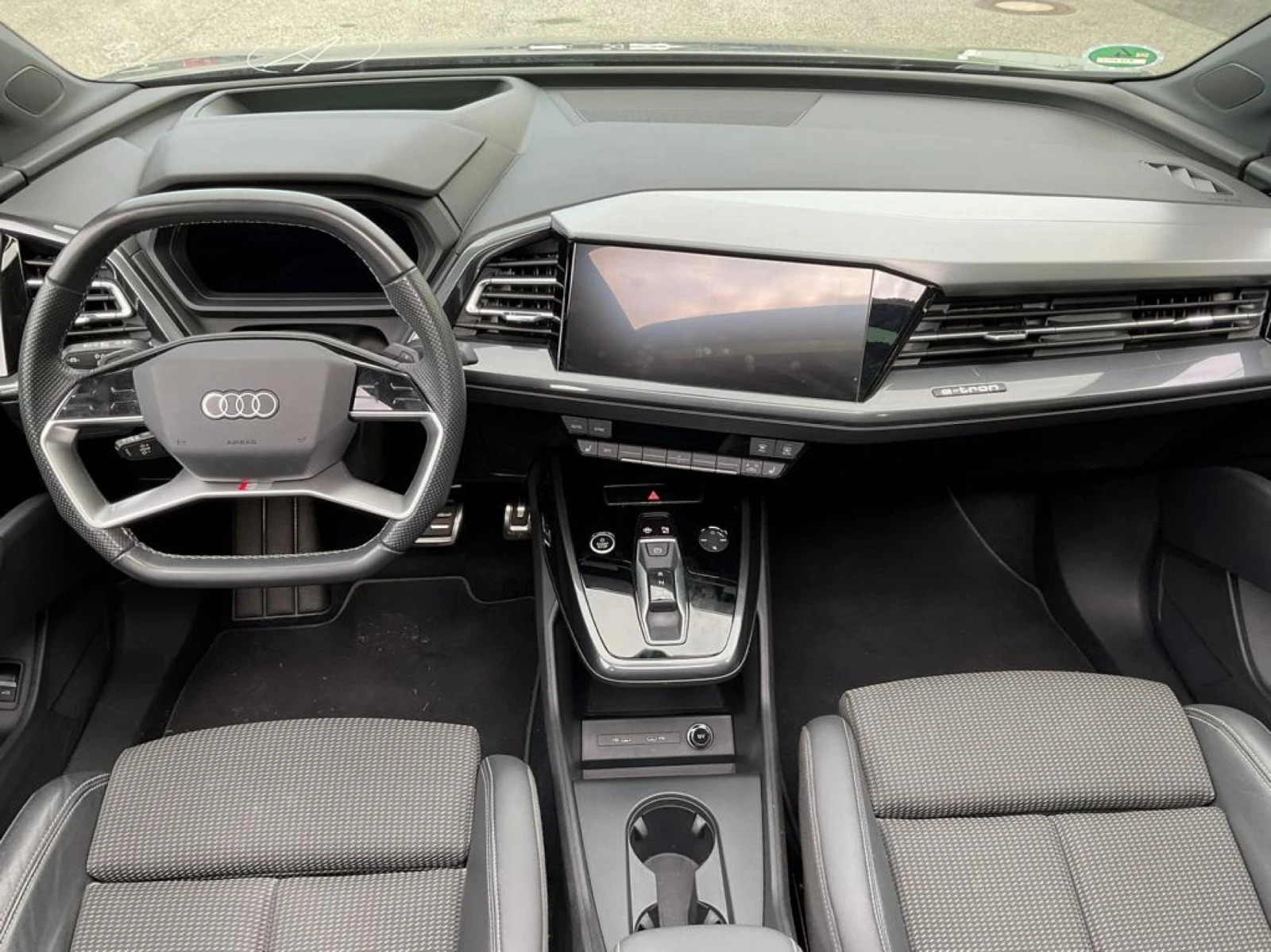 Audi Q4 E-tron Sportback 50 Quattro Panorama Navi LED | Mobile.bg � ����������� 15