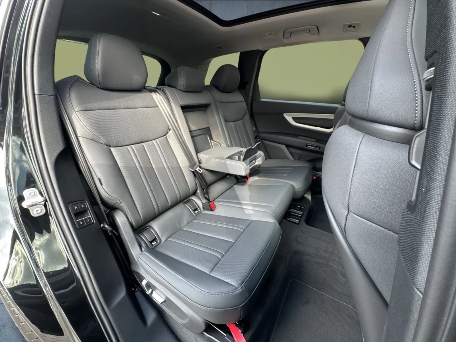 Audi Q7 S-LINE / MATRIX / B&O / PANO / HUD / 7 МЕСТЕН /, снимка 15 - Автомобили и джипове - 56335903