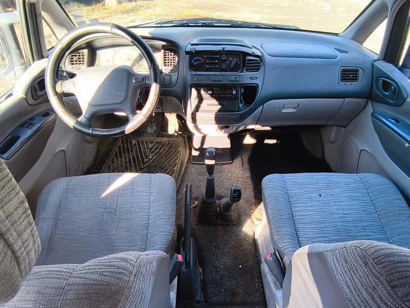Mitsubishi Spacegear 2.4 бензин/газ, снимка 9 - Бусове и автобуси - 53172931