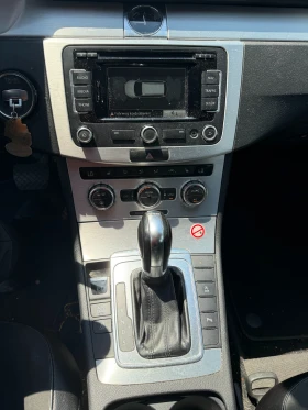 VW Passat 2.0TDI AVTOMAT/NAVI/KOJA EURO 5, снимка 14