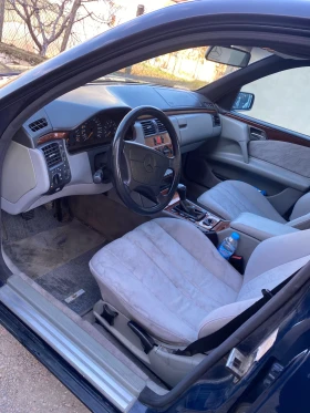 Mercedes-Benz E 200, снимка 7