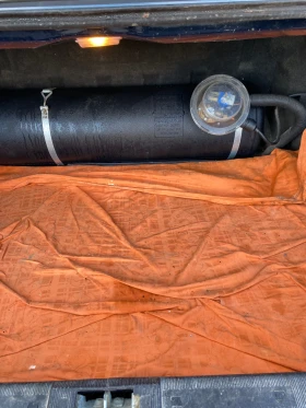 Mercedes-Benz E 200, снимка 13