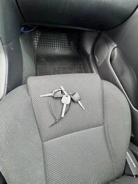 Toyota Avensis 2.0 VVTI 147 к.с., снимка 12