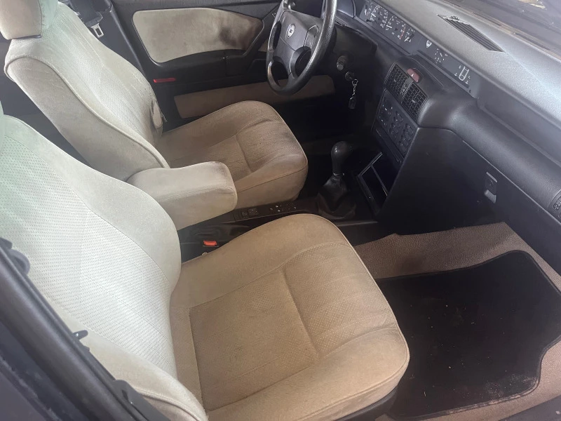 Lancia Delta 1.6 i 103 k.c, снимка 13 - Автомобили и джипове - 45793991