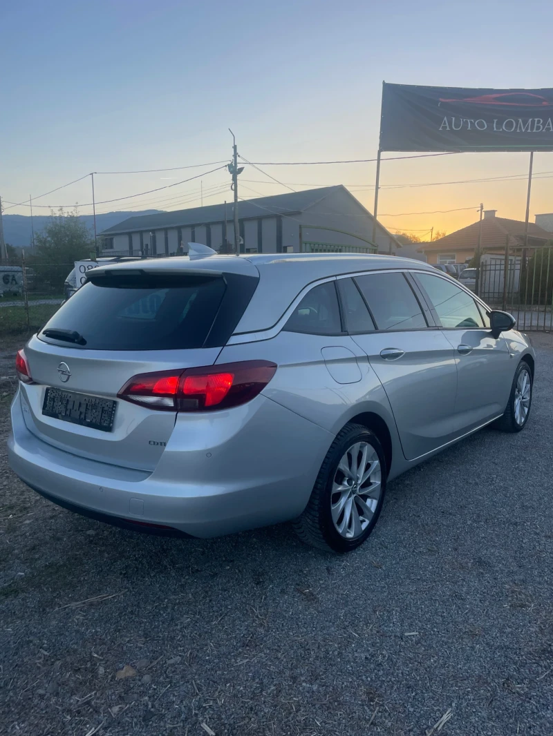 Opel Astra 1.6 Sports Tourer, снимка 5 - Автомобили и джипове - 47680718