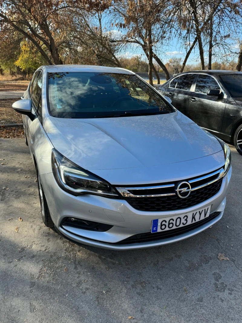 Opel Astra, снимка 1 - Автомобили и джипове - 47914382