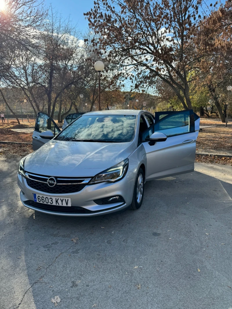 Opel Astra, снимка 3 - Автомобили и джипове - 47914382