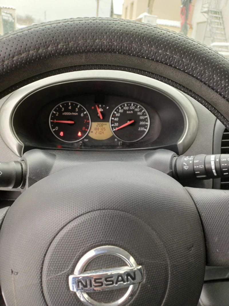 Nissan Micra 1.2 бензин, снимка 6 - Автомобили и джипове - 49167461