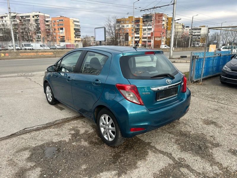 Toyota Yaris, снимка 5 - Автомобили и джипове - 49355037