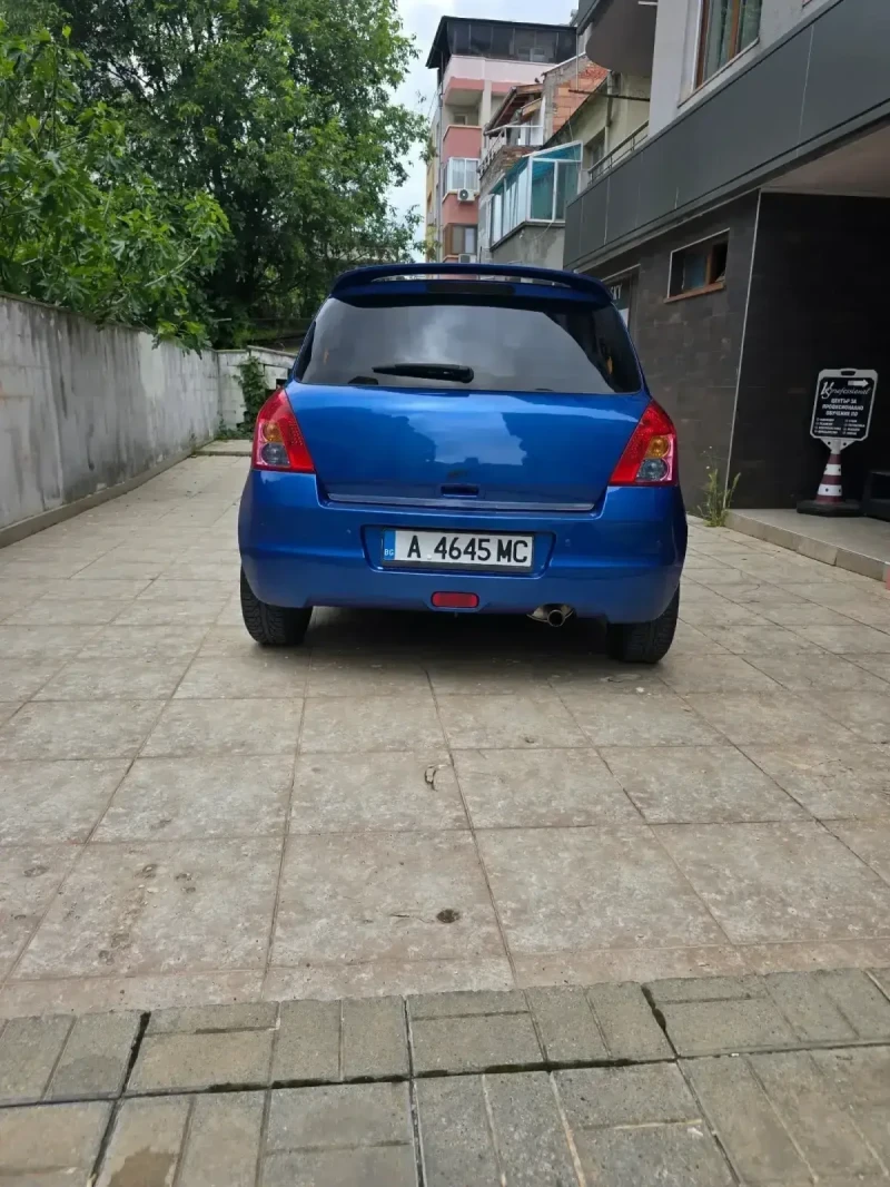 Suzuki Swift 1.3, снимка 4 - Автомобили и джипове - 52393575