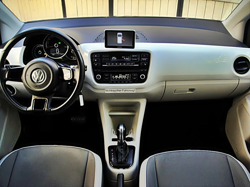 VW Up e-UP ГЕРМАНИЯ, снимка 14 - Автомобили и джипове - 52067478