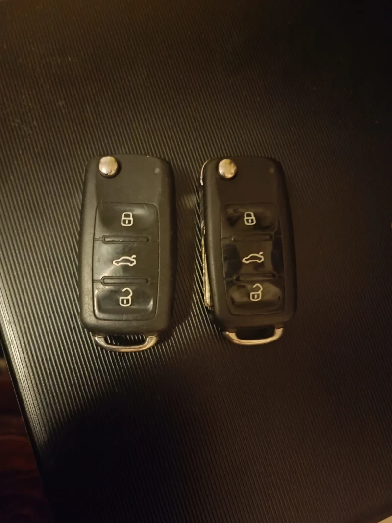 VW Golf 1.6 kb., снимка 6 - Автомобили и джипове - 52718184