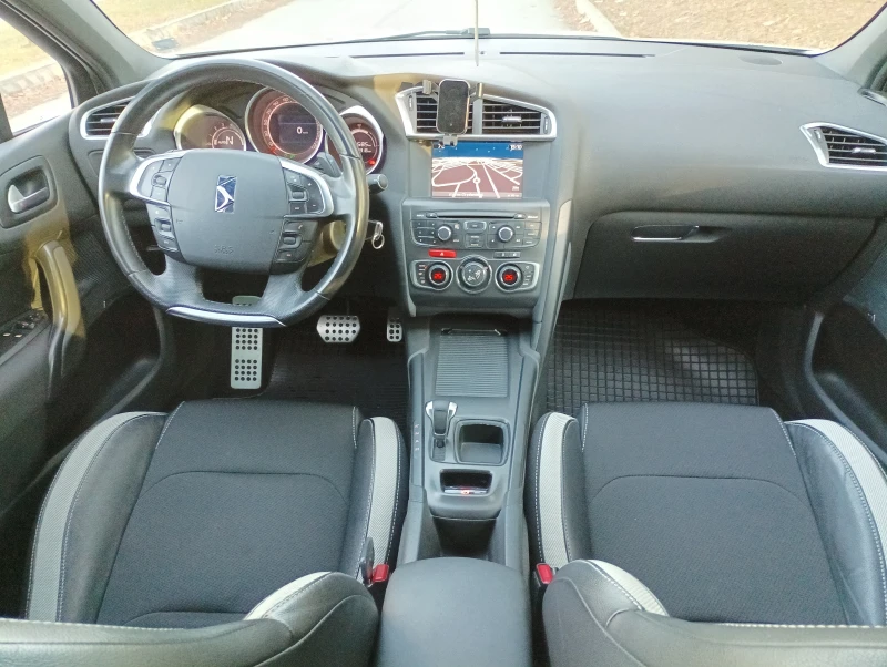 Citroen DS4, снимка 10 - Автомобили и джипове - 52454636