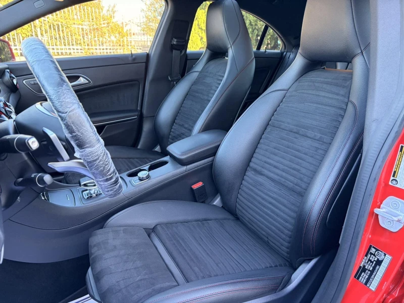 Mercedes-Benz CLA 45 AMG Facelift / PANO / Harman Kardon , снимка 12 - Автомобили и джипове - 52696838