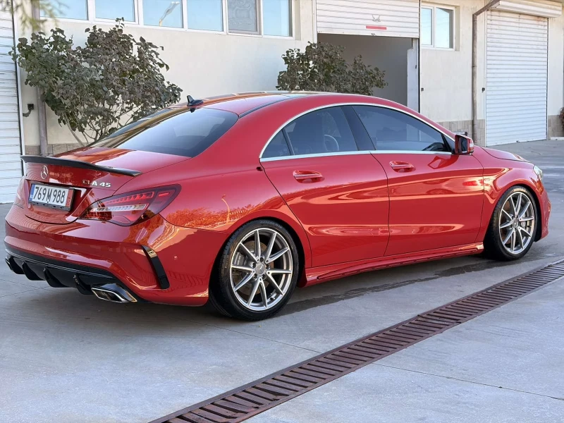 Mercedes-Benz CLA 45 AMG Facelift / PANO / Harman Kardon , снимка 4 - Автомобили и джипове - 52696838